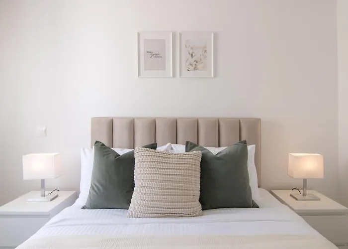 Phaedrus Living: Seaview Luxury Flat Limnaria 134
